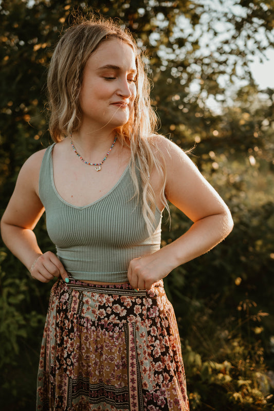 MATCHA V NECK TANK