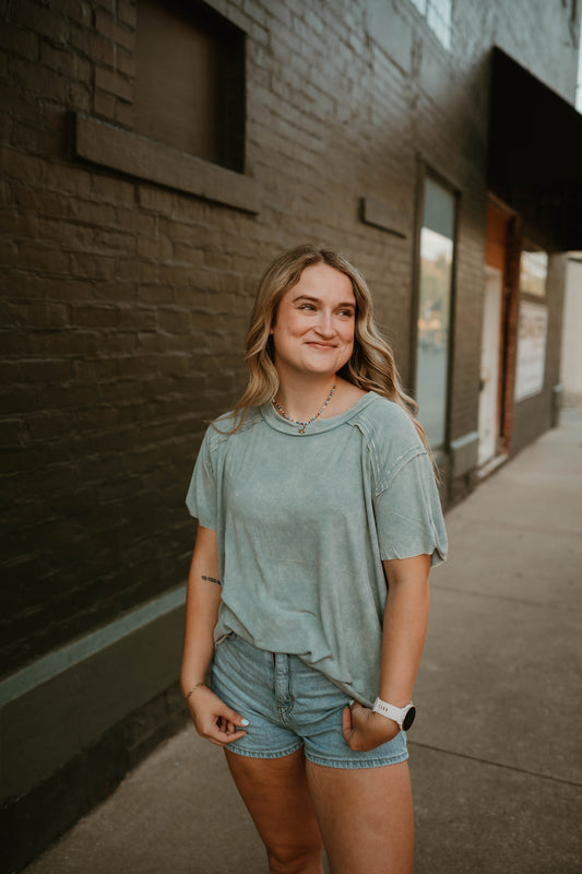 SKY RIBBED ROUND NECK TEE