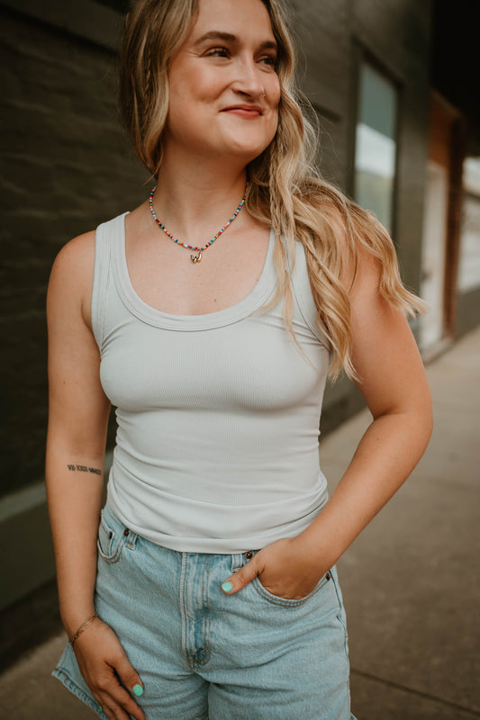 GRAY RIBBED STRETCH TANK