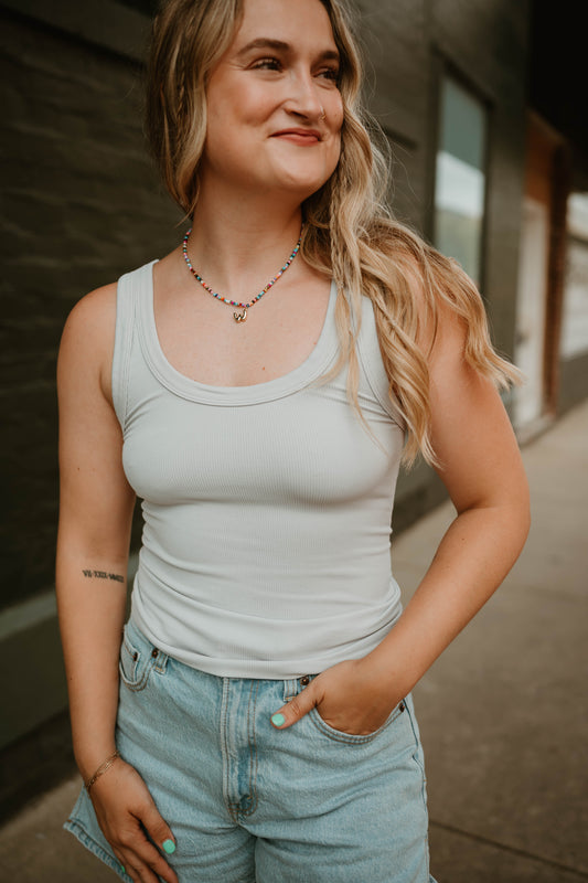 GRAY RIBBED STRETCH TANK