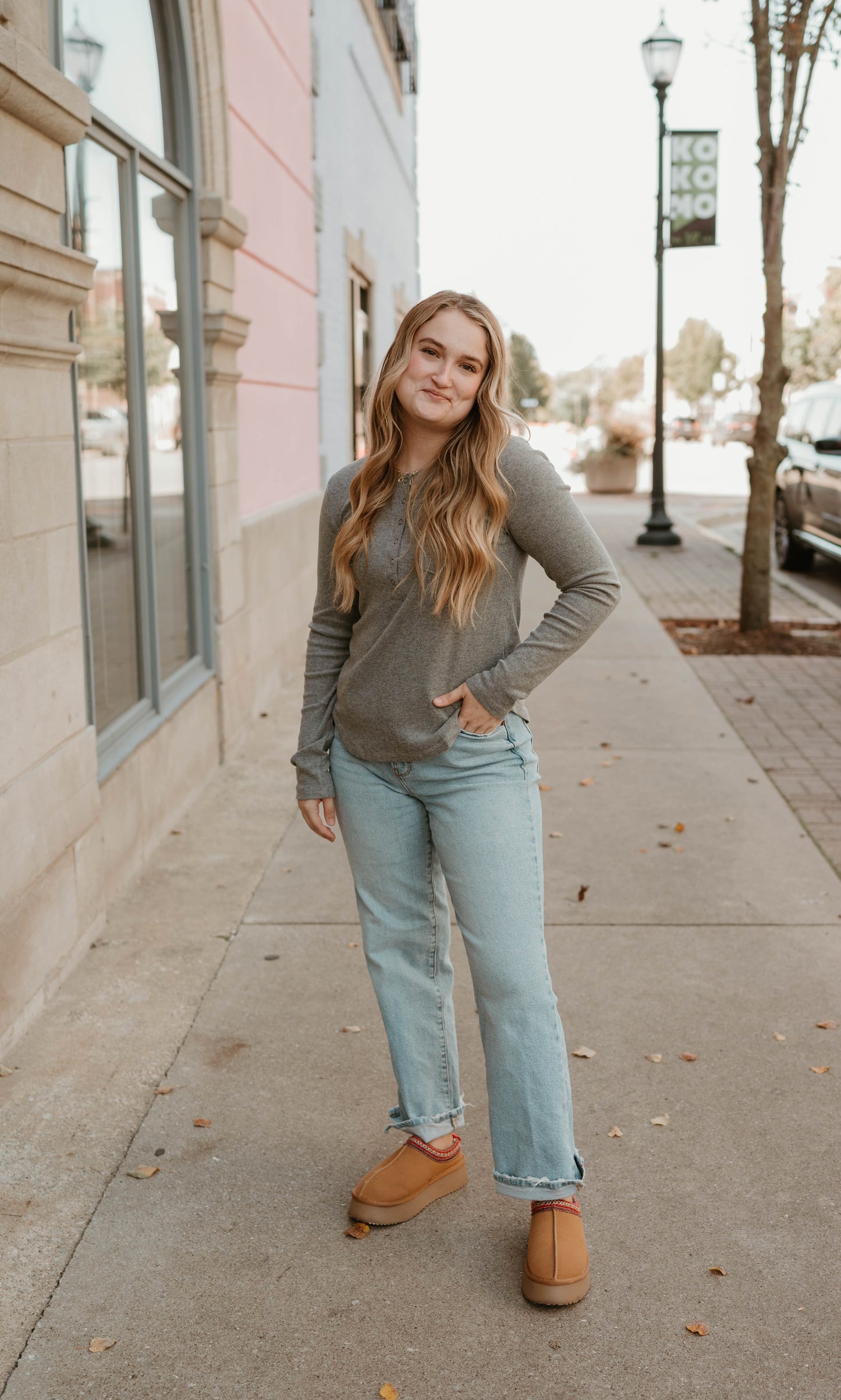 GRAY HENLEY LONG SLEEVE