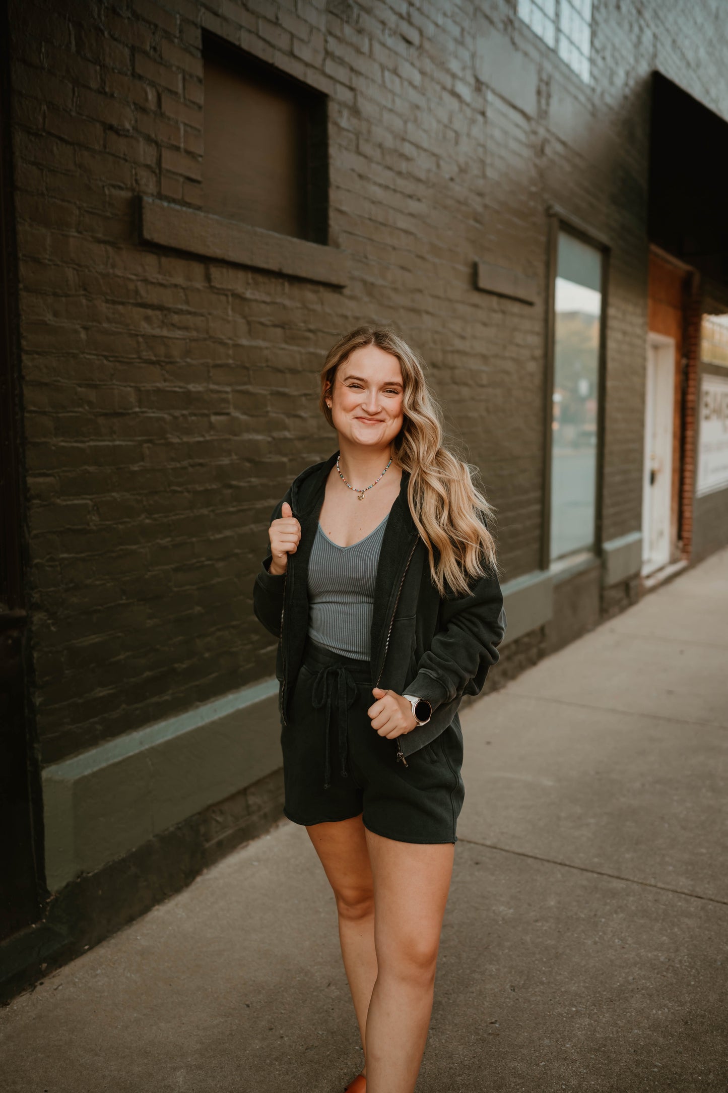 MINERAL WASH ZIP UP HOODIE