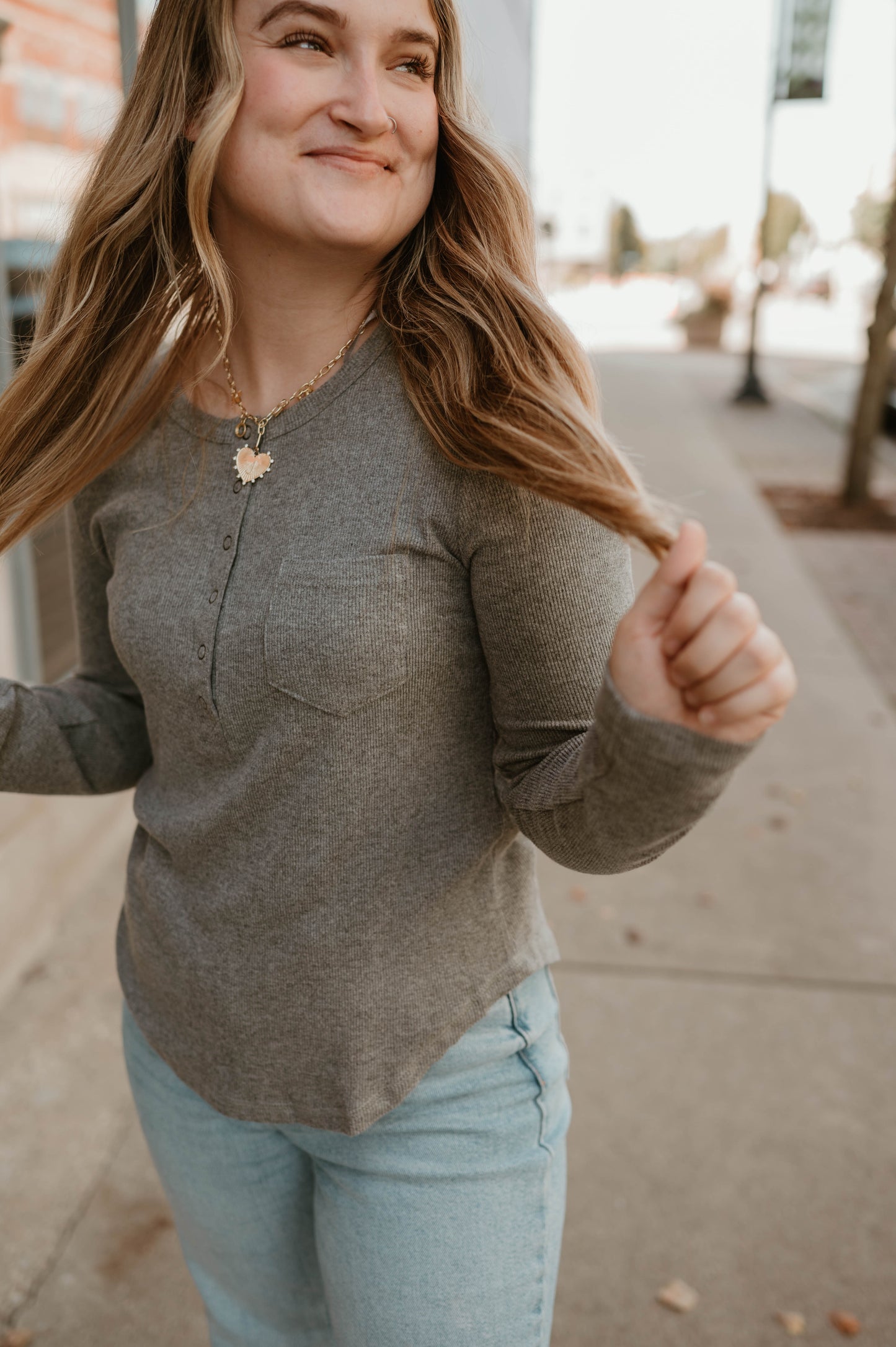 GRAY HENLEY LONG SLEEVE