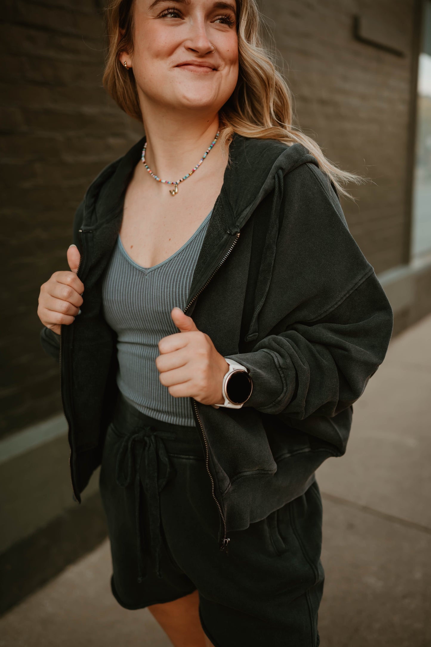 MINERAL WASH ZIP UP HOODIE