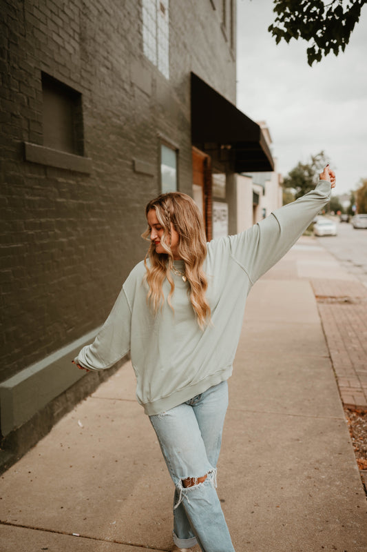 SAGE MINERAL WASHED PULLOVER