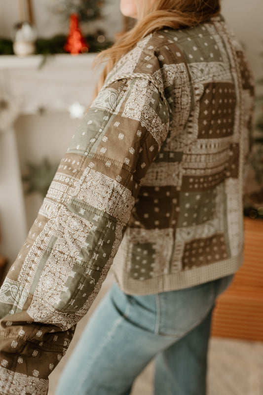 OLIVE PAISLEY LIGHTWEIGHT JACKET