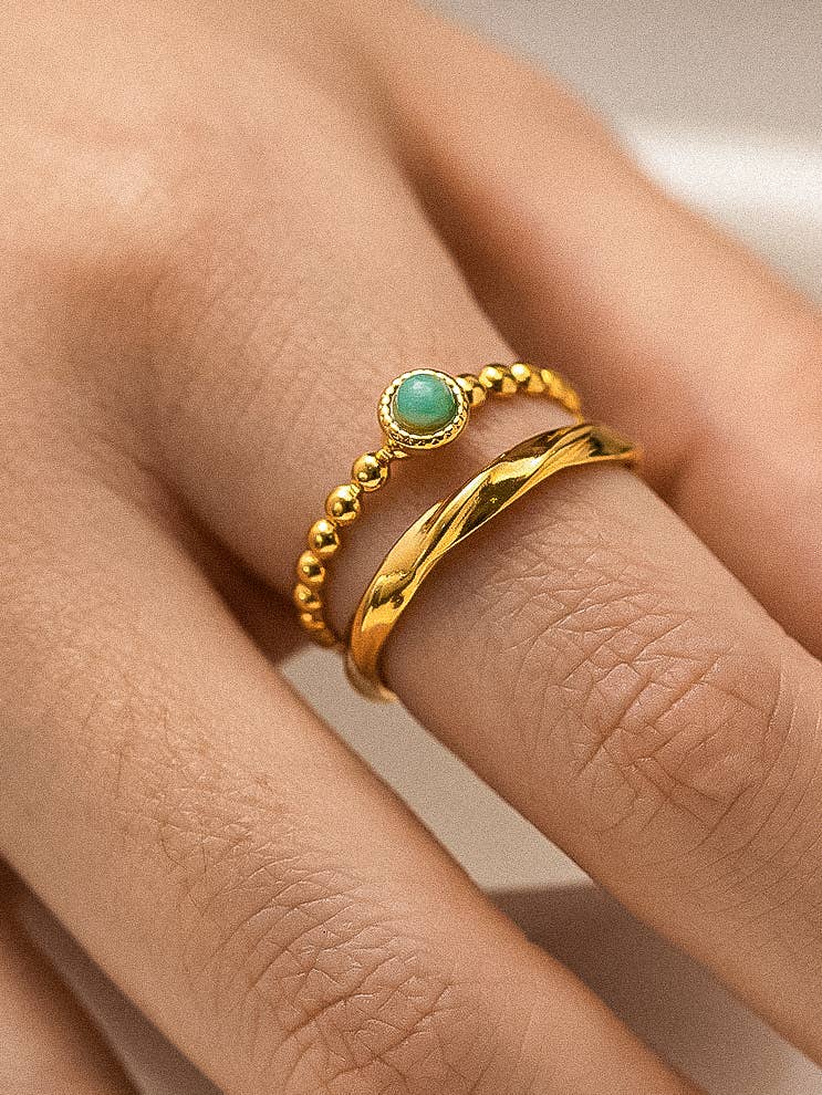 GOLD NON TARNISH LAYERED GREEN STONE RING