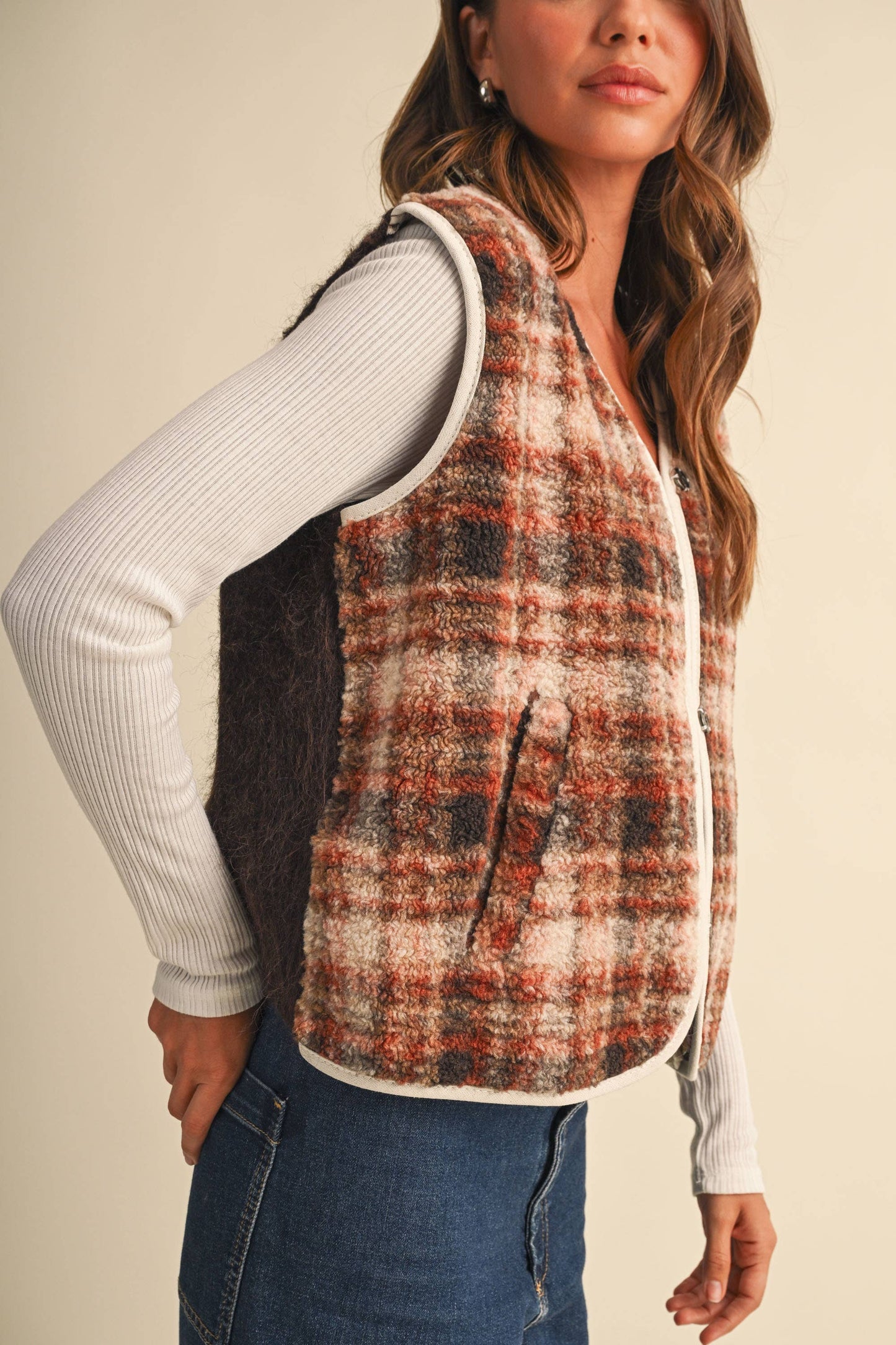 SLEEVELESS PIPING PLAID POCKET VEST