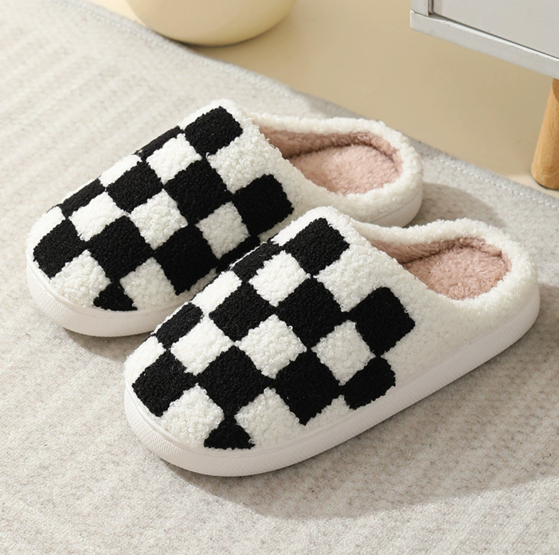 BLACK + WHITE CHECKERED SLIPPERS