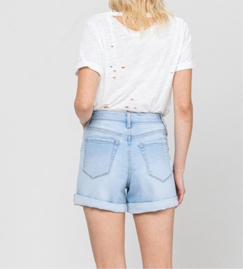 LIGHT WASH DENIM SHORTS